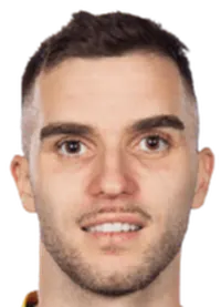 Egzon Binaku headshot