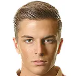 Filip Sachpekidis headshot