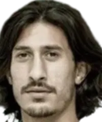 Burak Öksüzdisparo a la cabeza