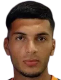 Oğuz Aydındisparo a la cabeza