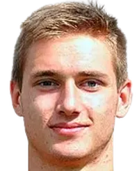 Artur Remenyak headshot