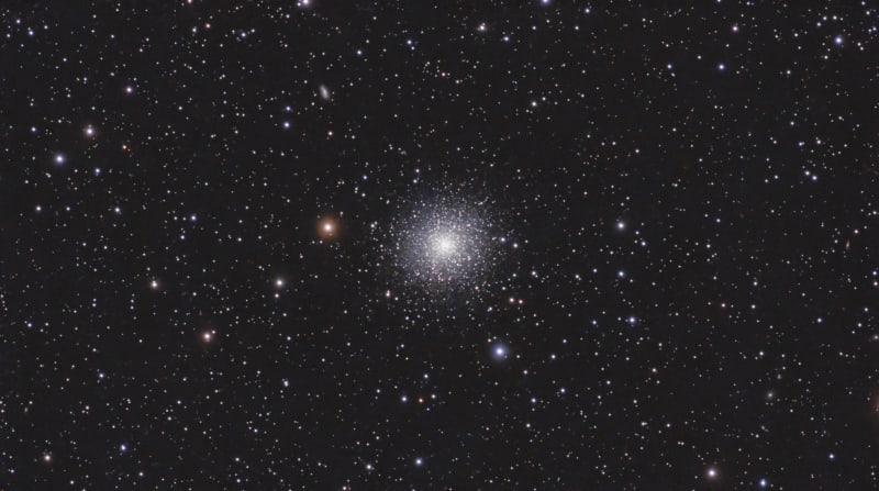 M13