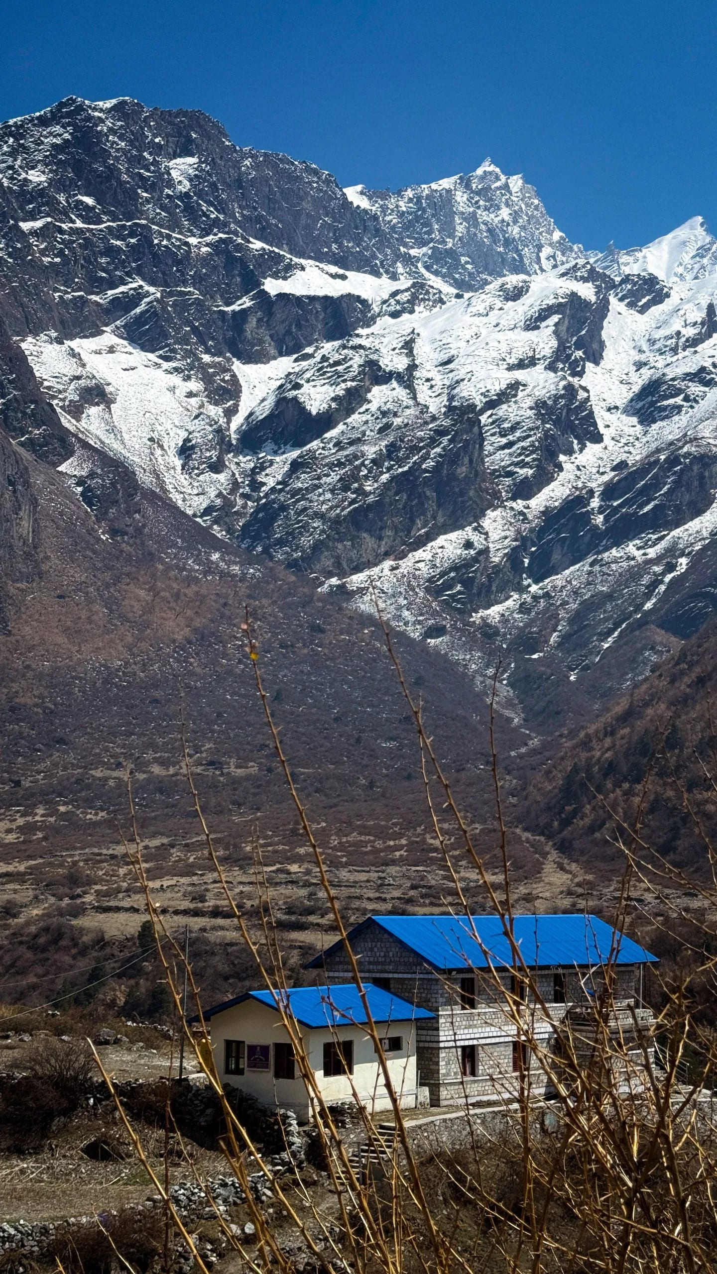 Why Travelers Stay Longer Than Planned in Manang 3