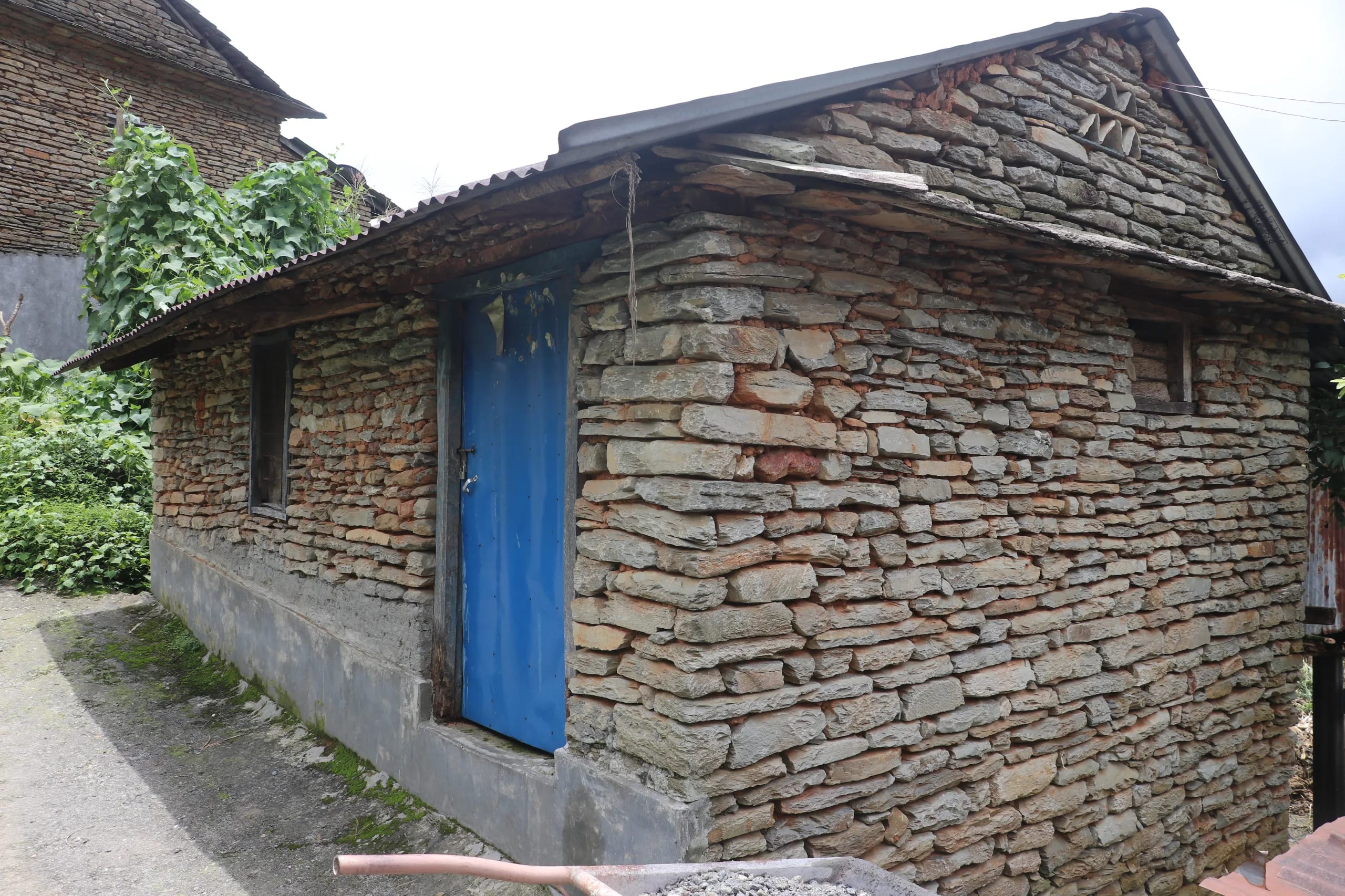 Traditional Honey Harvest House 1