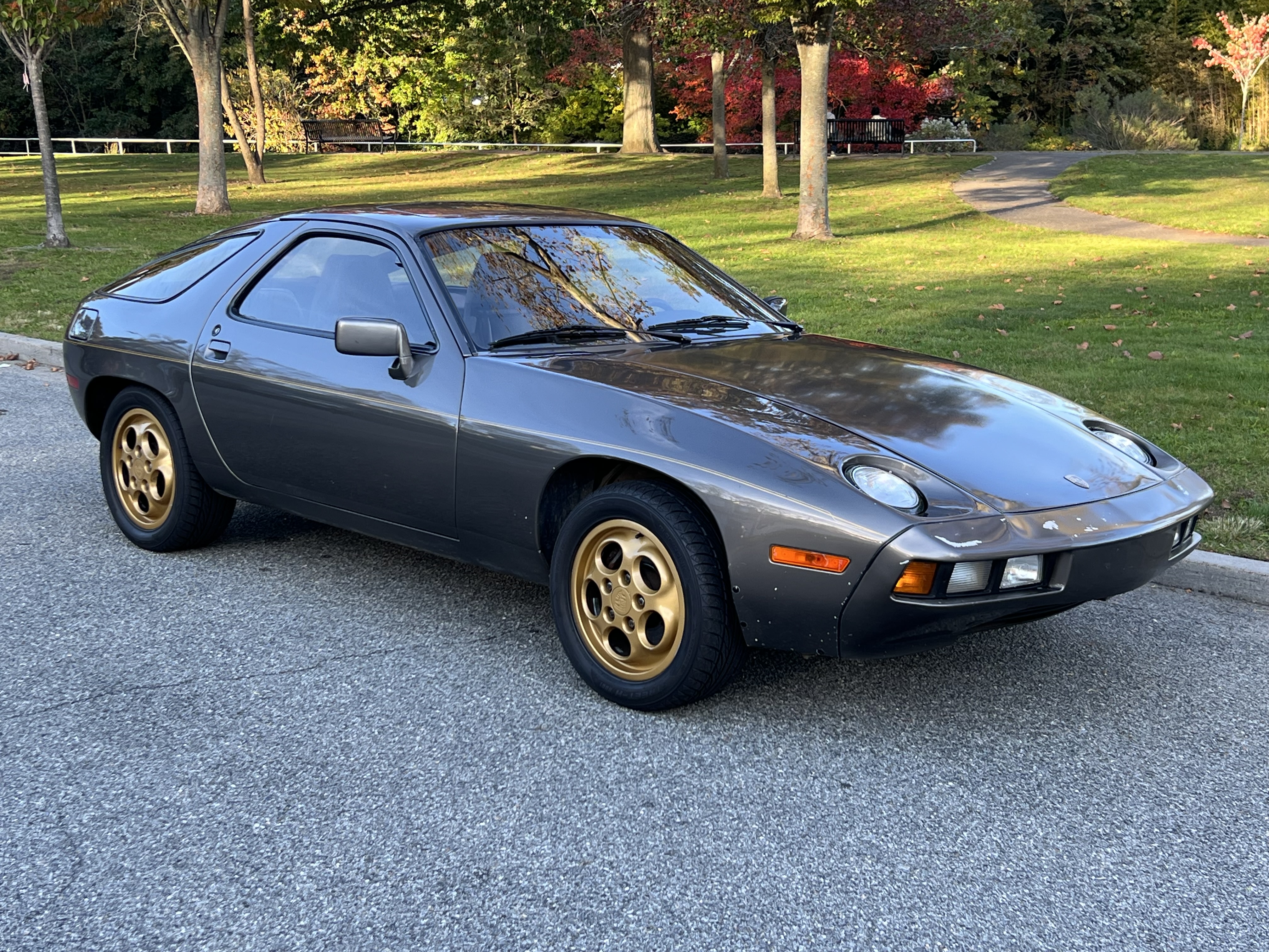 Porsche 928 photo 38