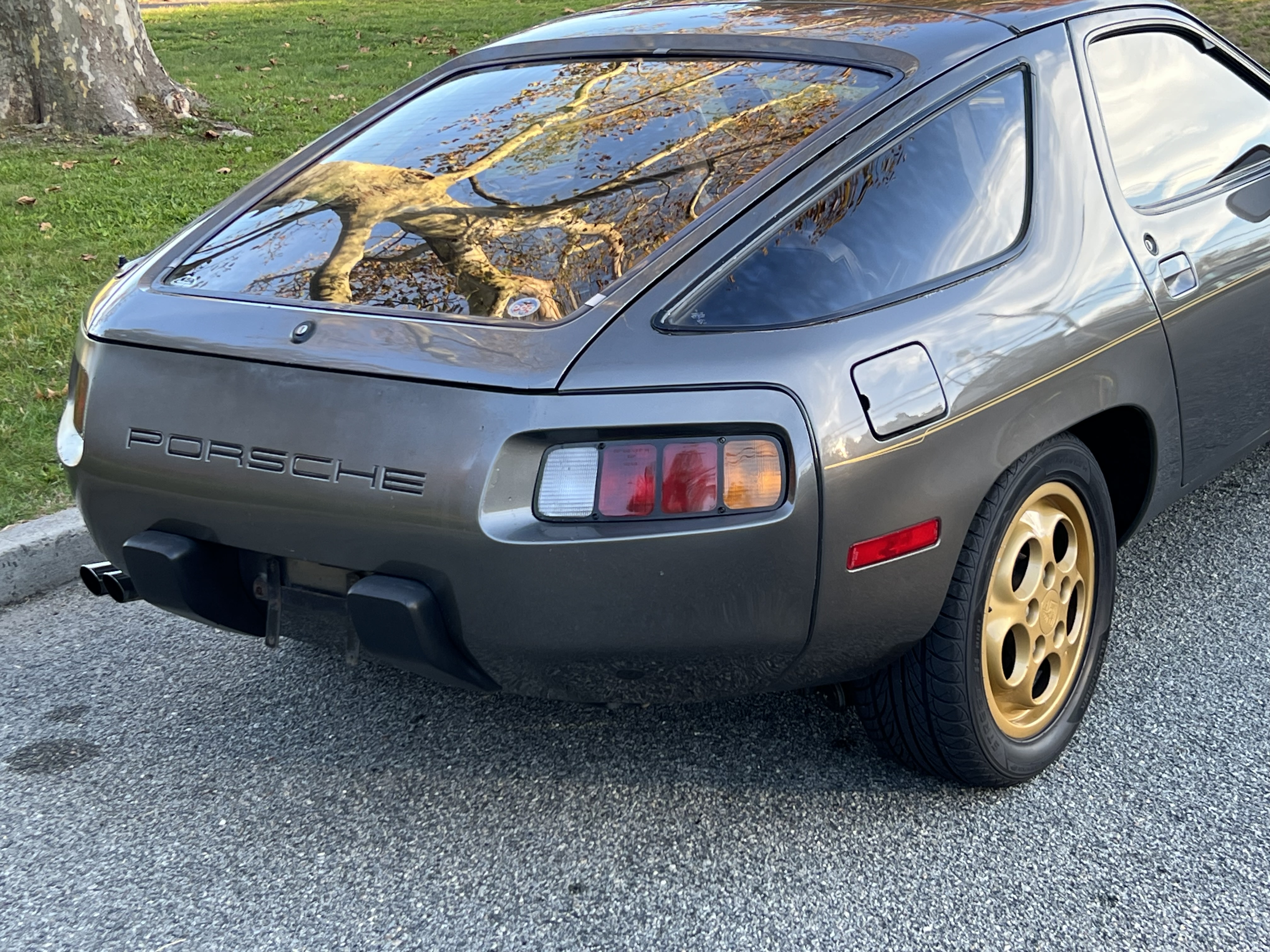 Porsche 928 photo 41