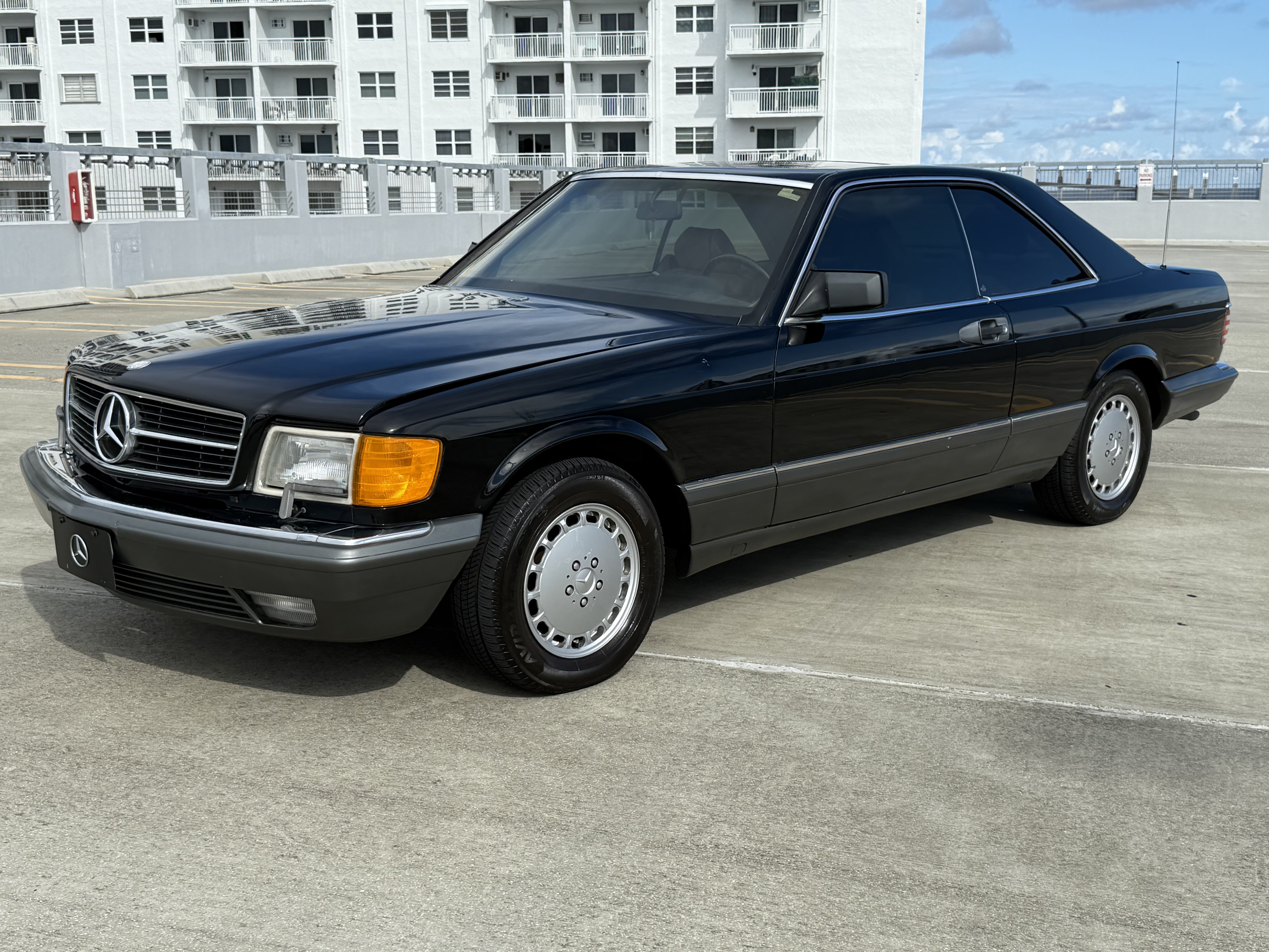 1991 Mercedes-Benz 560 SEC