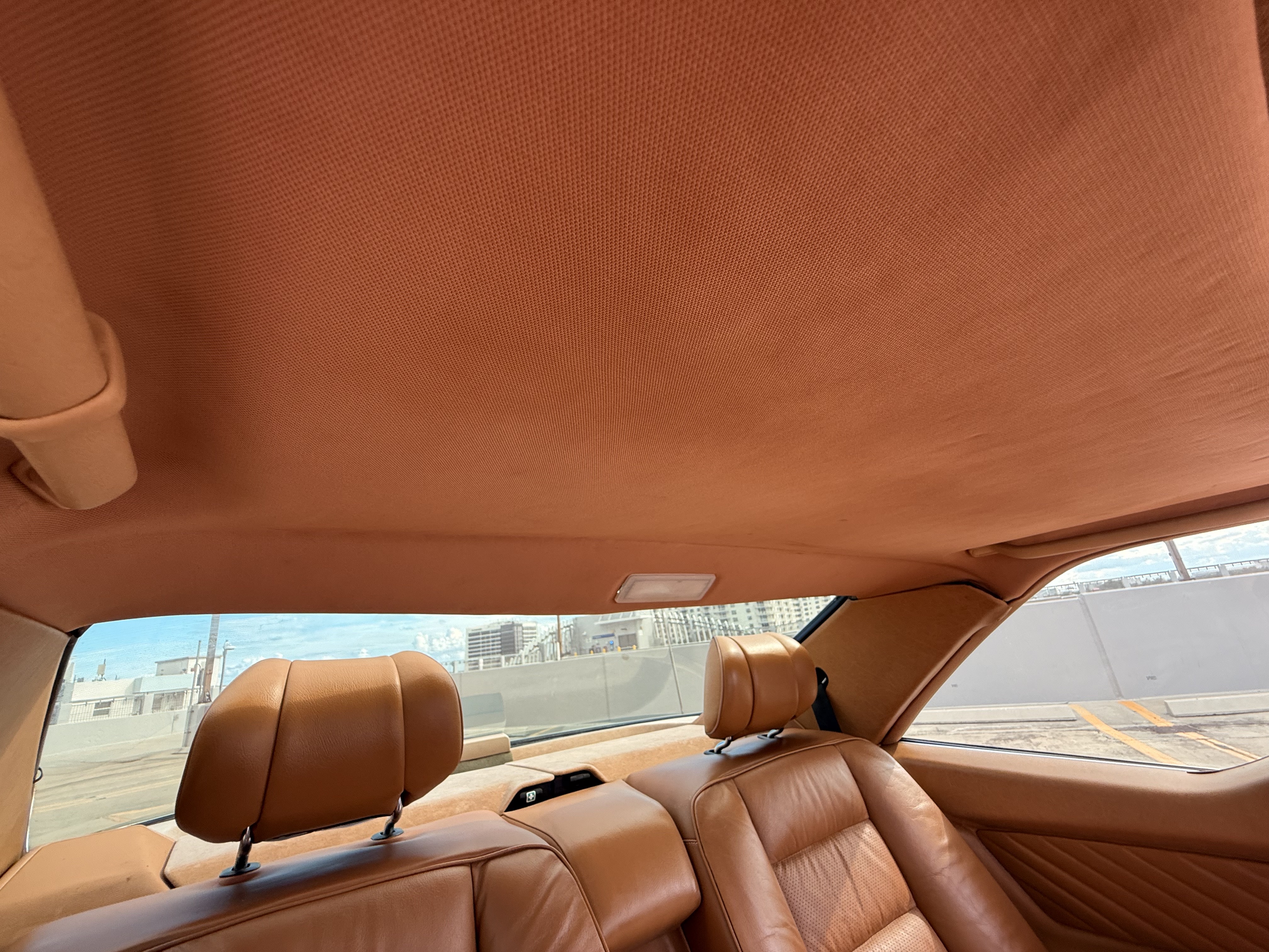 Mercedes-Benz 560 SEC photo 42