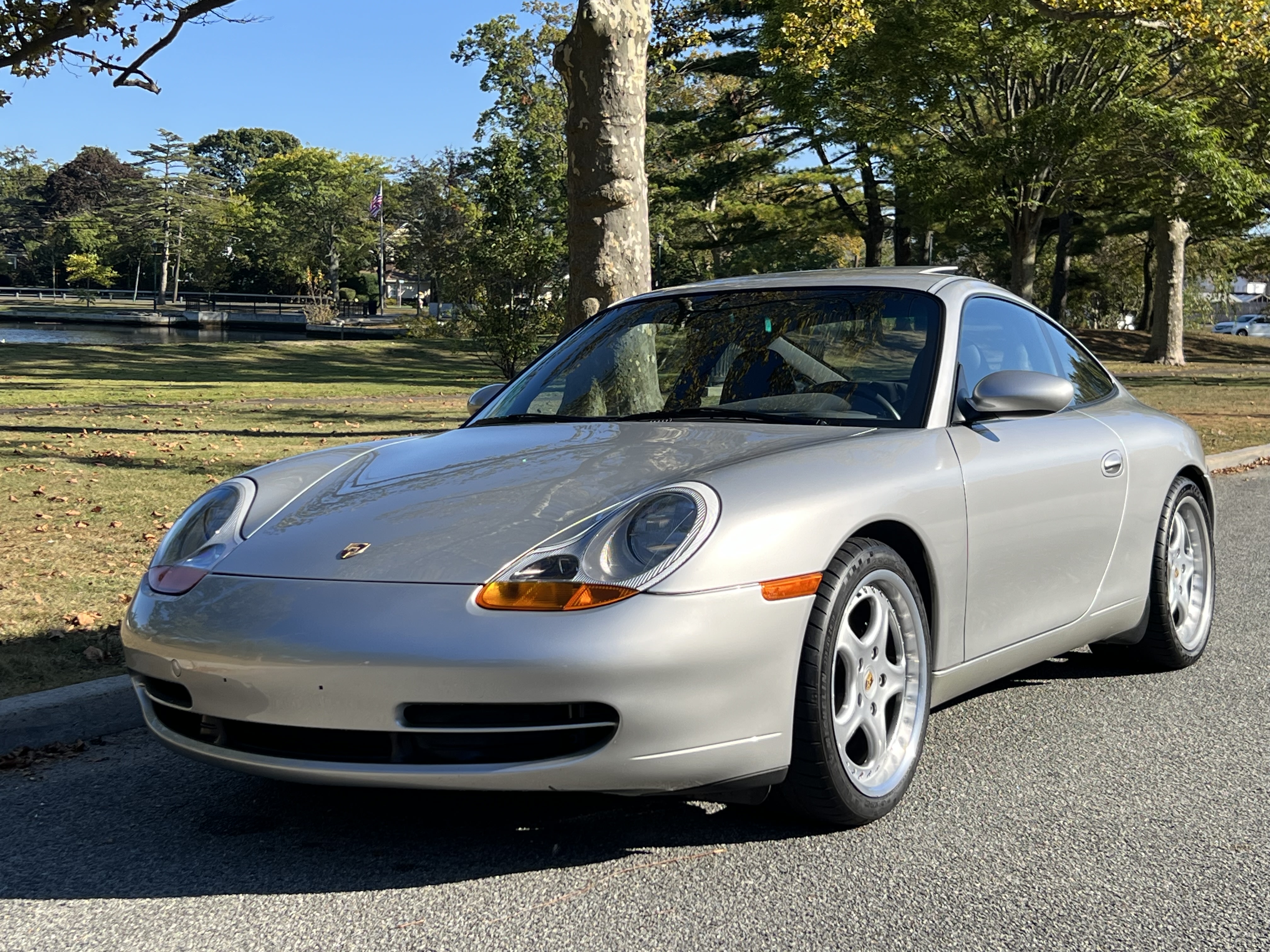 Porsche 996 Coupe photo 8