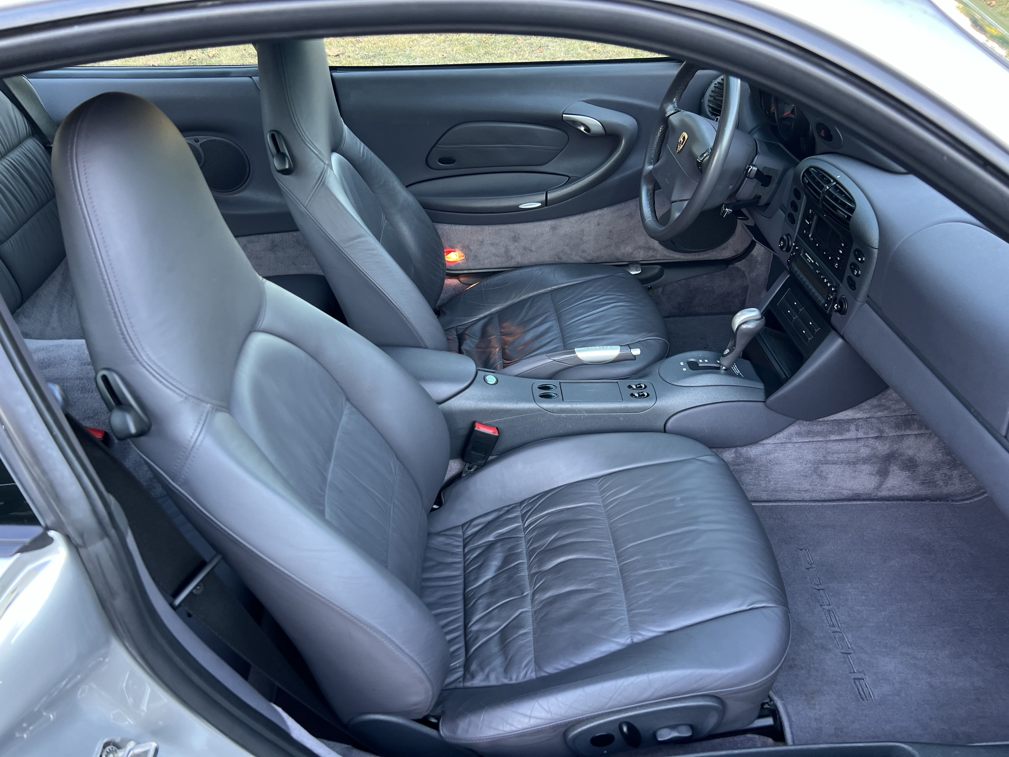 Porsche 996 Coupe photo 27