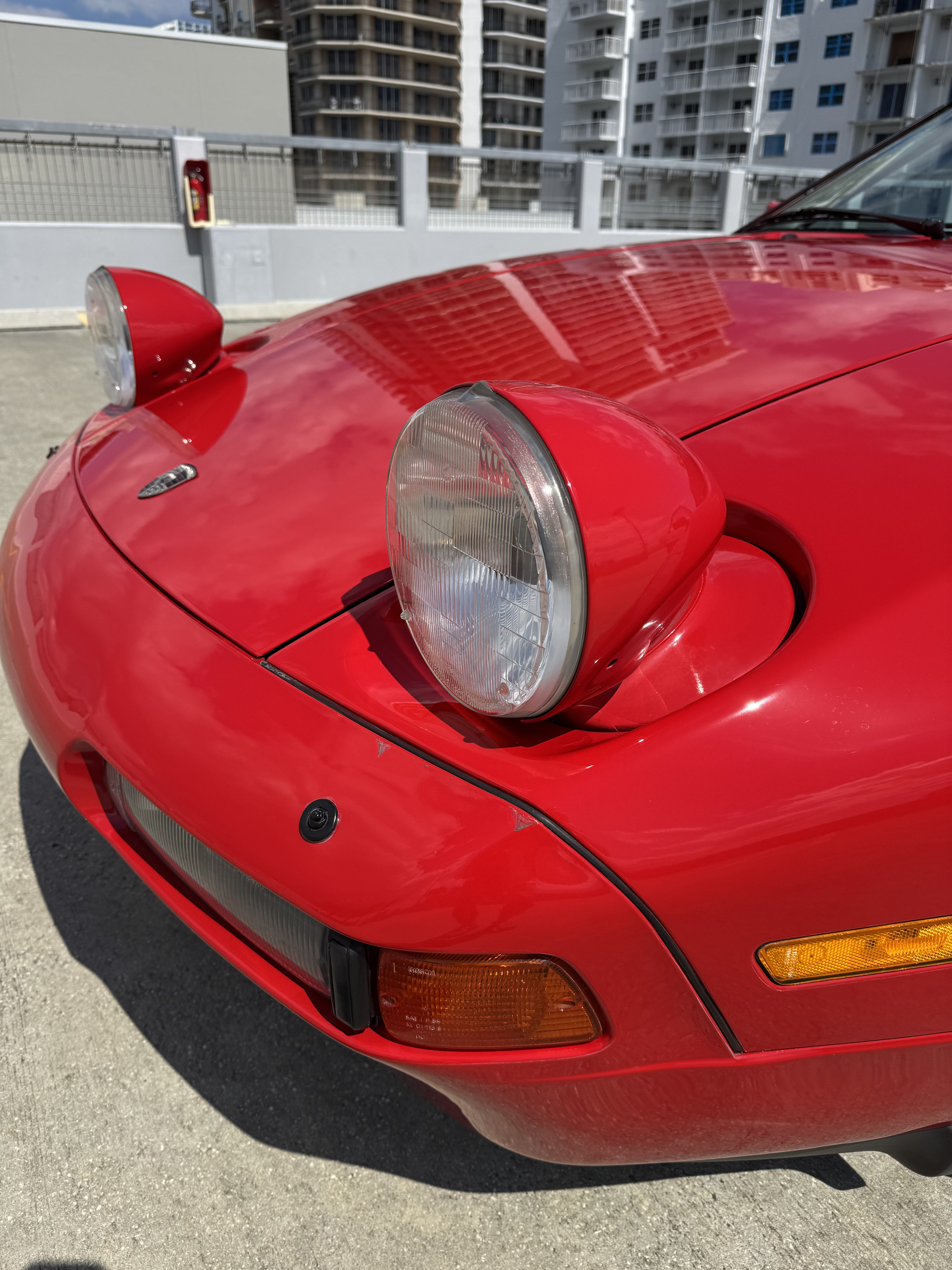 Porsche 928 S4 Auto photo 9