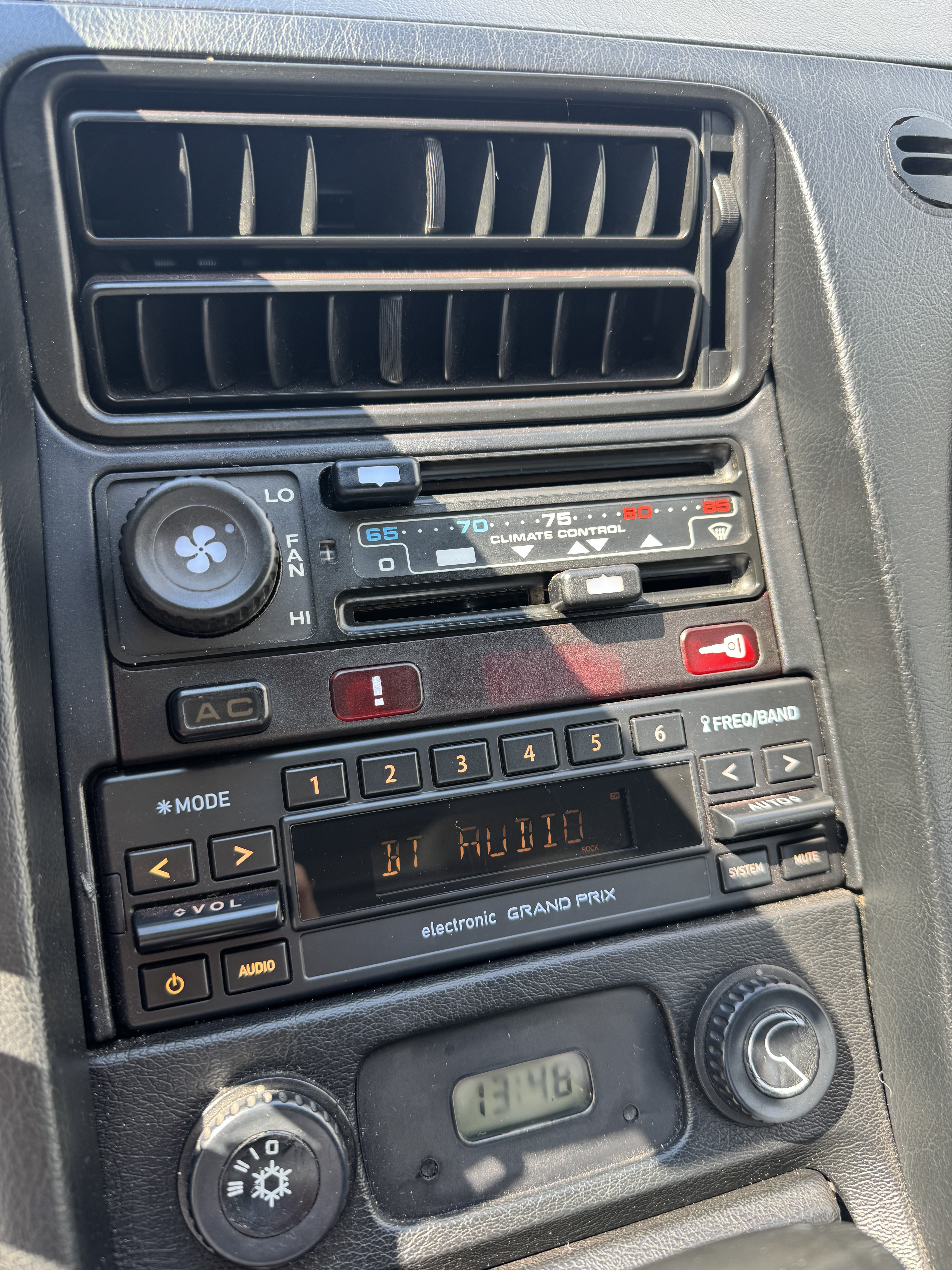 Porsche 928 S4 Auto photo 14