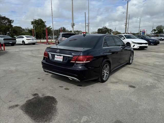 Mercedes-Benz E350 4Matic Sedan photo 2