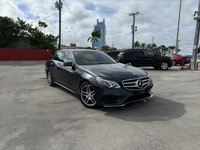 Mercedes-Benz E350 4Matic Sedan photo 3