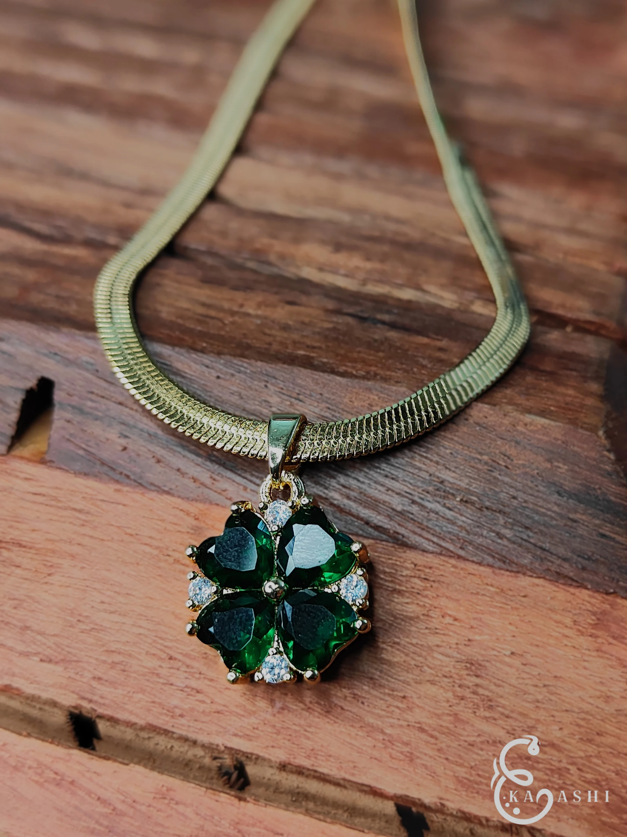 Ekaashi Clover Gem Herringbone Necklace