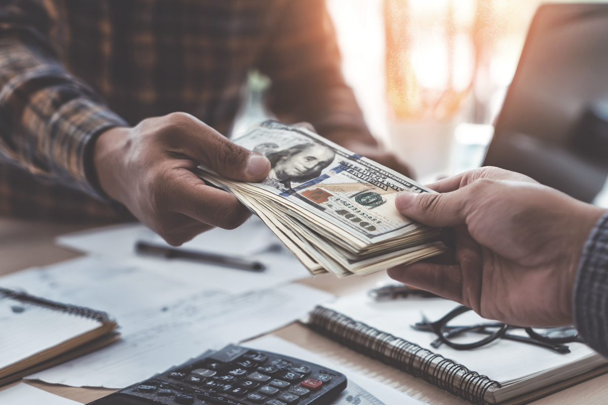 Refund advance graphic