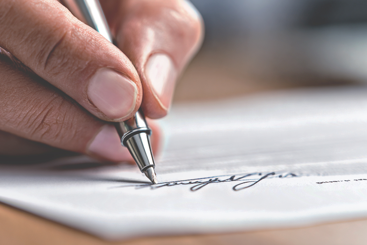 Revisas tu borrador y firmas electrónicamente el Formulario 8879