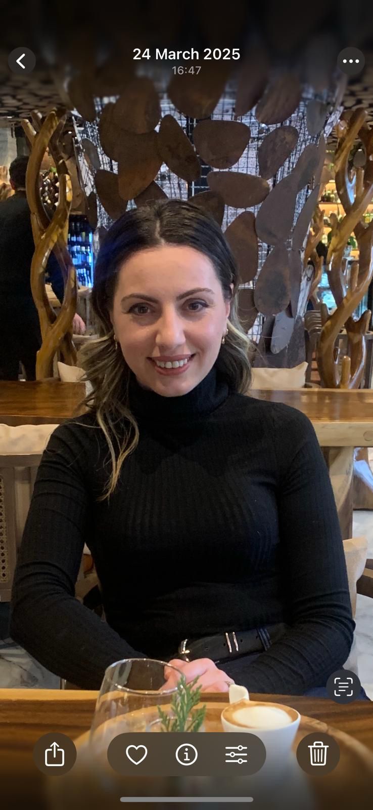 Elsa, Managing Director