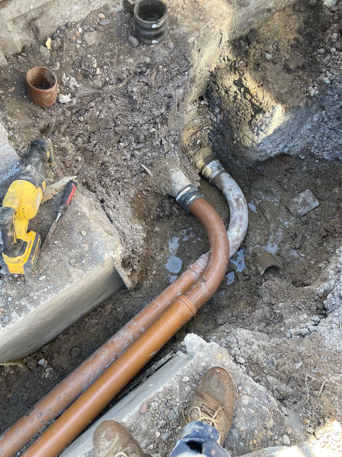 Basement construction with waterproofing