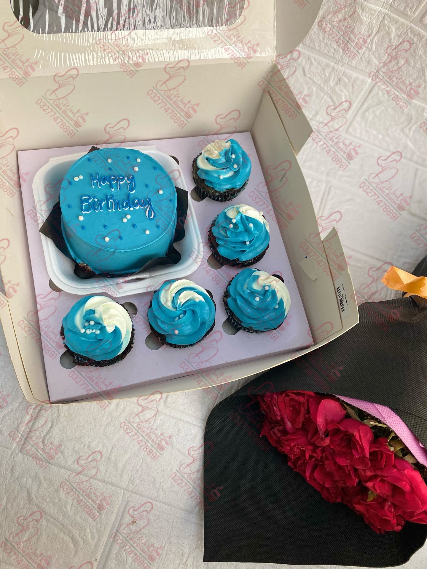 Flower Gift Box Anniversary Cake Faisalabad