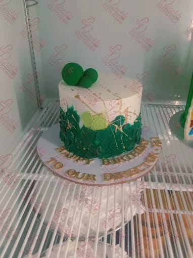 Green White Gold Splatter Baby Girl Cake Rawalpindi