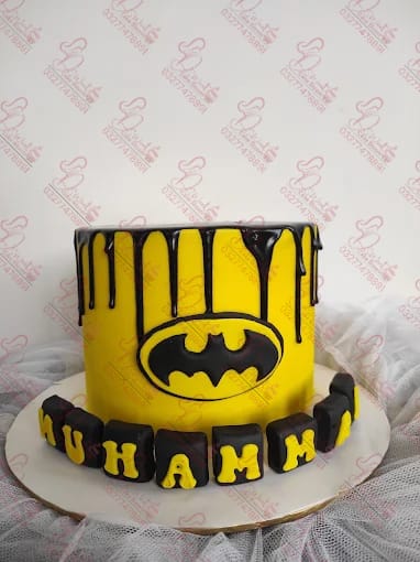 Batman Fondant Birthday Cake in Rawalpindi