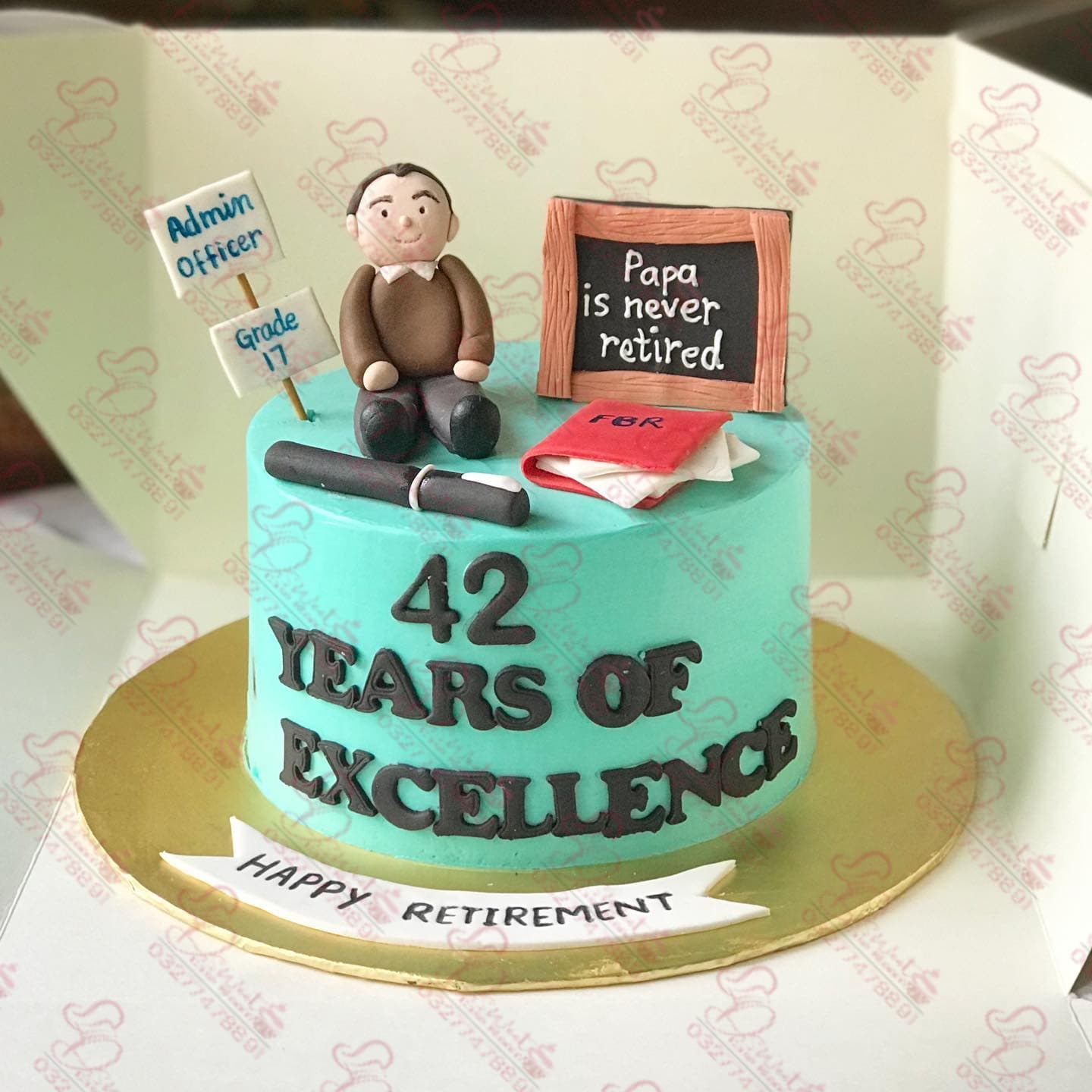 Retirement Cake in Islamabad