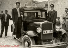 Junto al Fiat 514