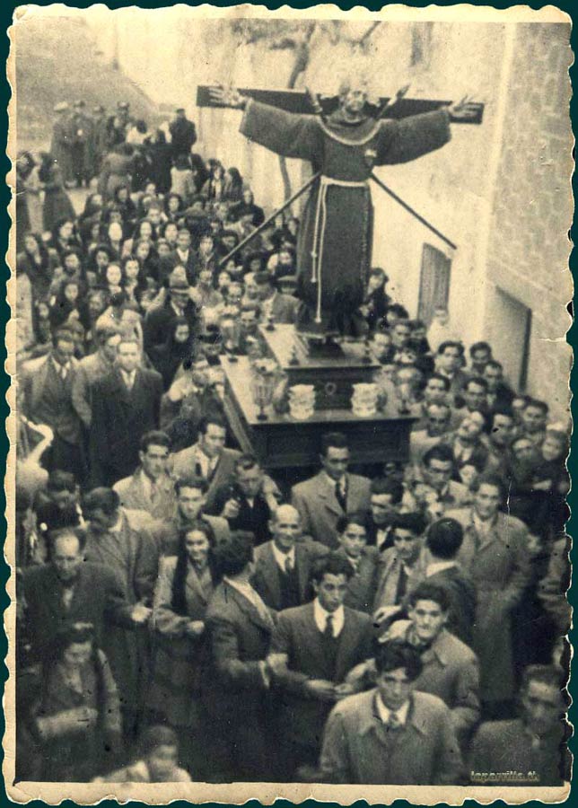 Procesión en La Parrilla