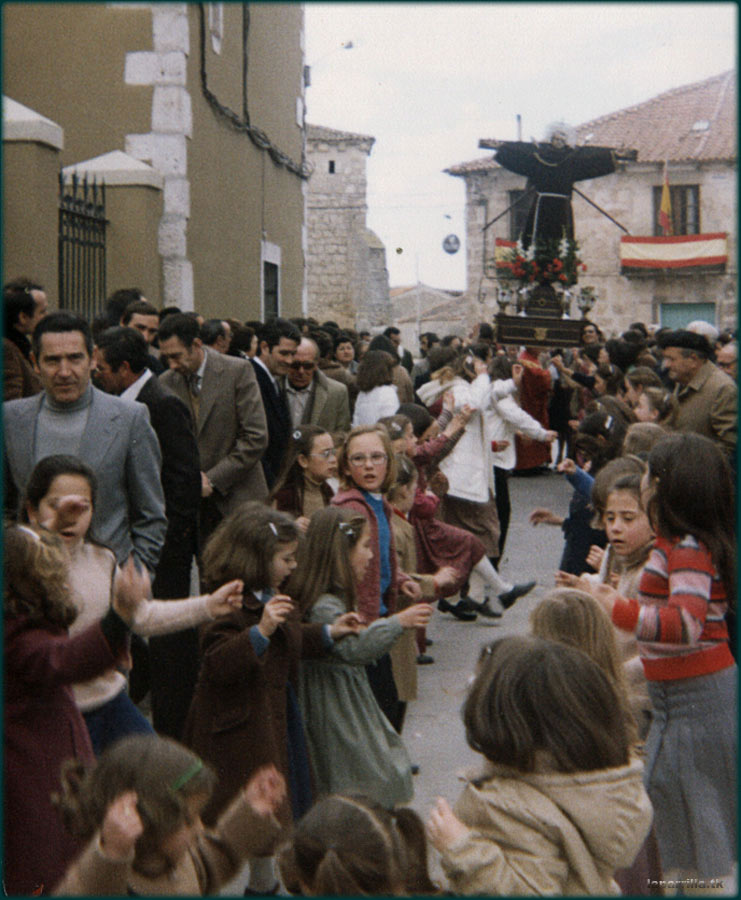 Procesión en La Parrilla