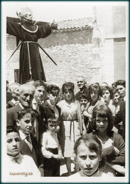 Procesión en La Parrilla