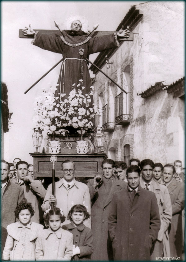 Procesión en La Parrilla