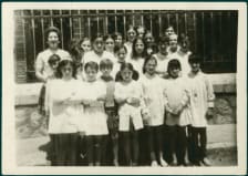Alumnas de La Parrilla en 1970