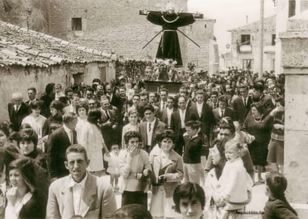Procesión en La Parrilla