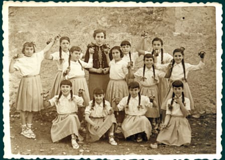 Coros y Danzas en La Parrilla