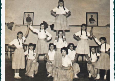 Coros y Danzas en La Parrilla