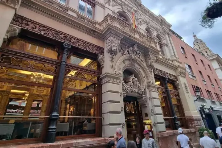 Murcia. A szomszéd tartomány, fővárosa.