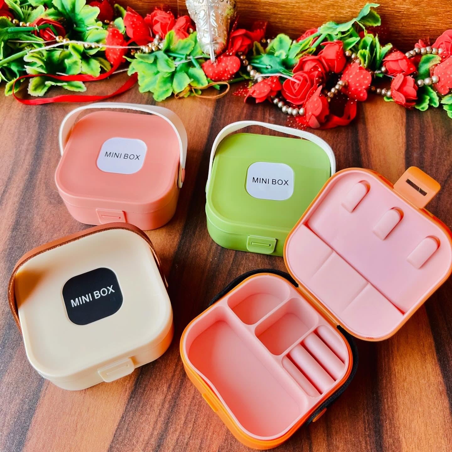 Multi Functional Portable Jewelry Storage Box 3