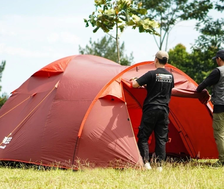 Tenda 6-7 Orang