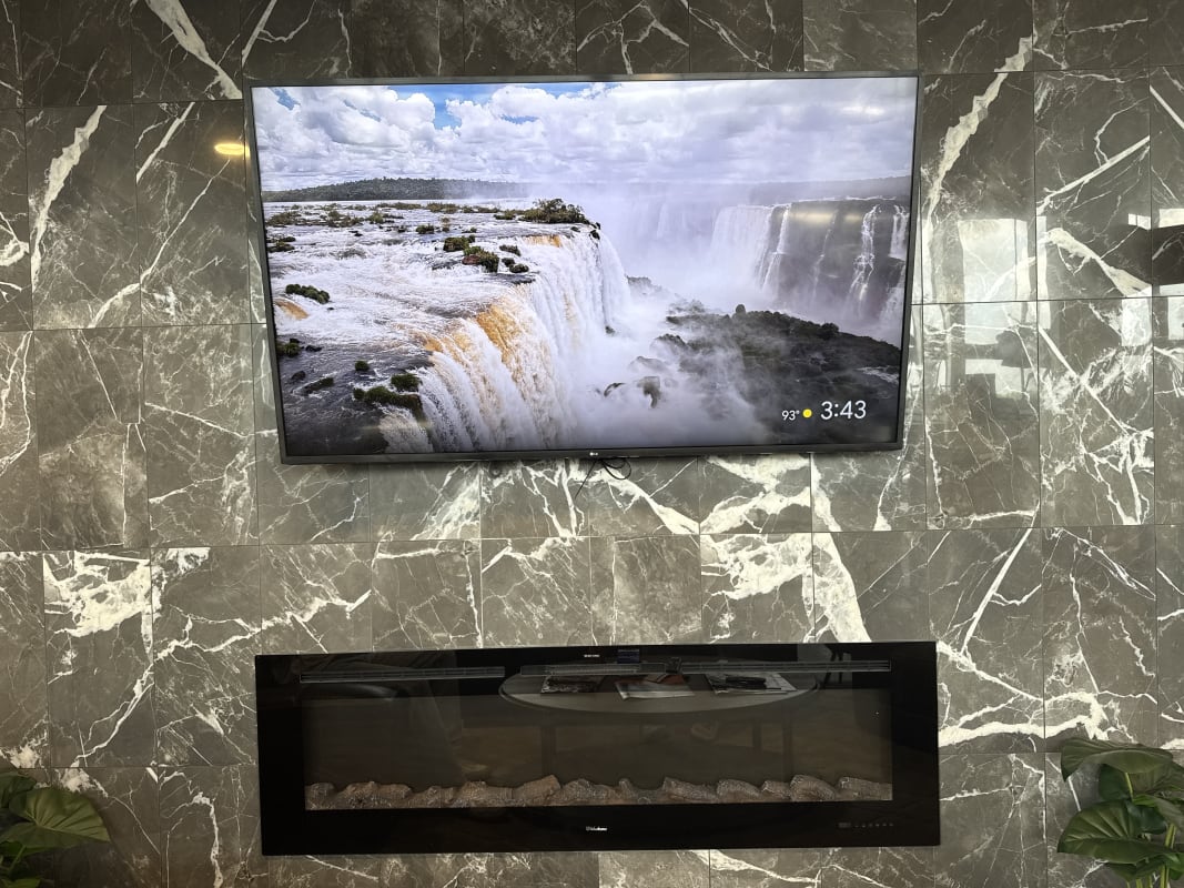 43 North Marina — Showroom — photo 2