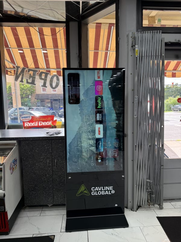 North Salina Convenience, Deli ￼ — Premium Screen — photo 2