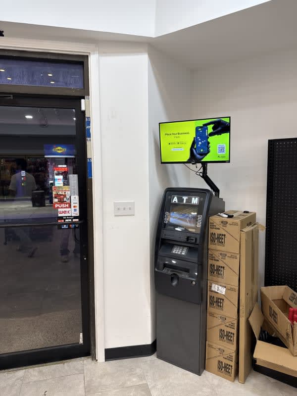 Xoom Mart — ATM Screen, Syracuse — screen