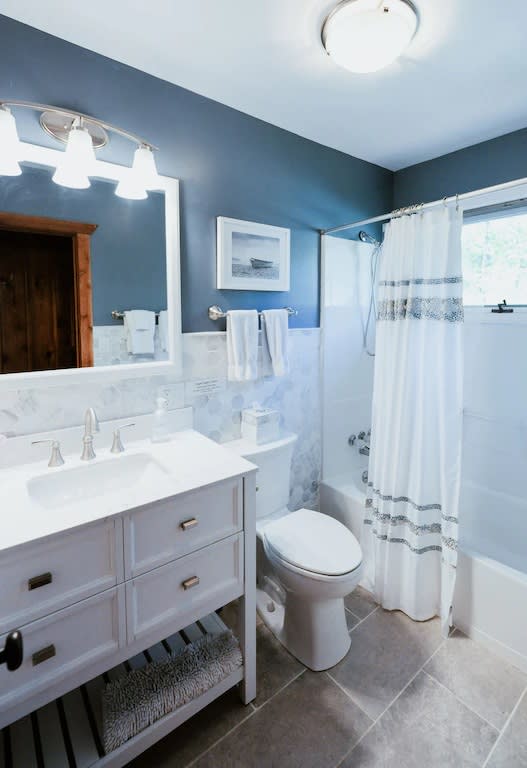 Blue bathroom