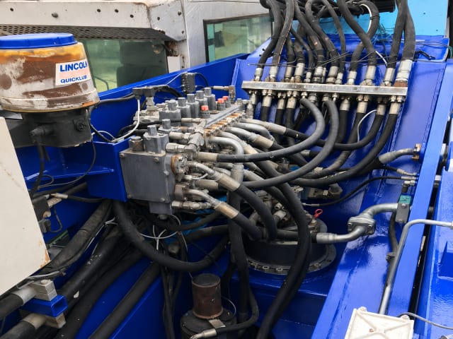 Hydraulic components after detailed coating works.