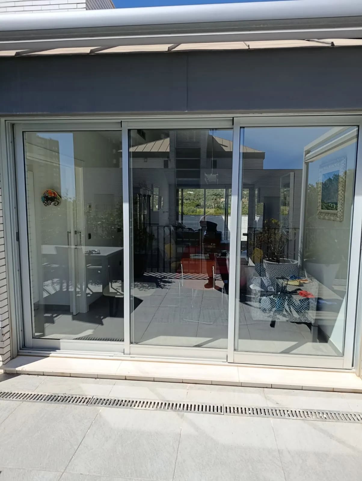 Limpieza de cristales: Piso con ventanales en Benicassim