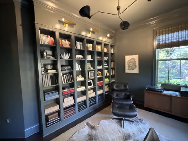 Built-on office bookshelf