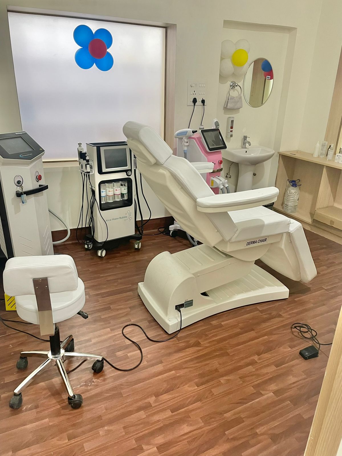 Clinic equipment at Aesthetica