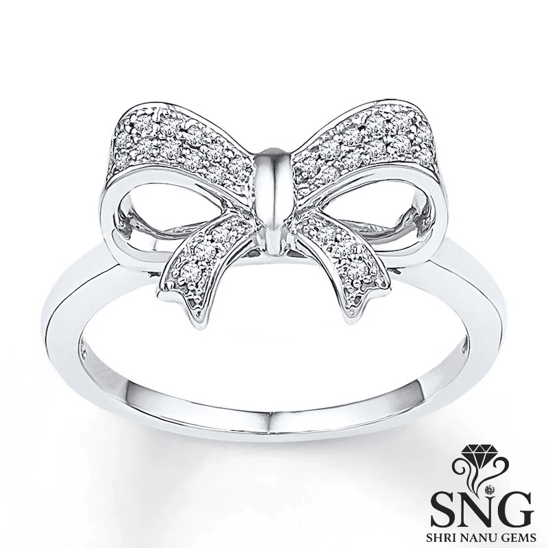 https://res.cloudinary.com/dqa8ur5hh/image/upload/v1746449385/jewelry-ecommerce/vnubgjsl8pxkcd11omiy.png
