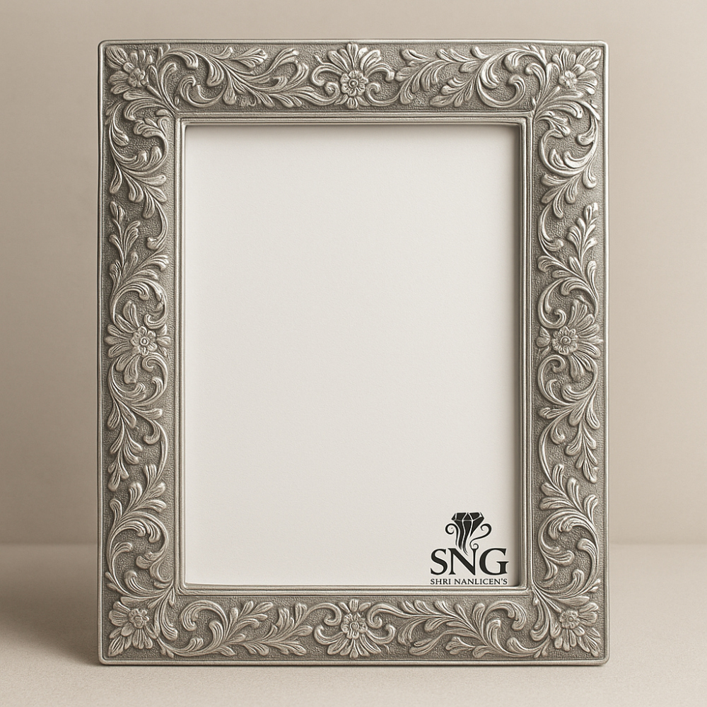 https://res.cloudinary.com/dqa8ur5hh/image/upload/v1748536140/jewelry-ecommerce/o3yq2pzqdwaefhd41ptl.png