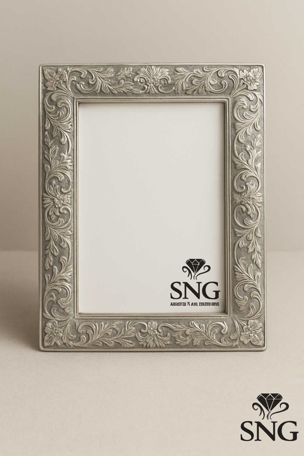 https://res.cloudinary.com/dqa8ur5hh/image/upload/v1748536142/jewelry-ecommerce/eag8sxydglutp2wmrlur.png